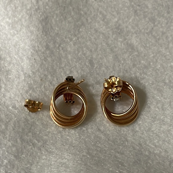 14K Yellow Solid  Gold Vintage Diamond Twist Trim Statement Stud Earrings - Picture 4 of 5